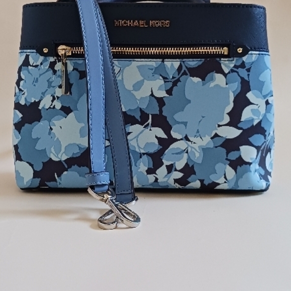 $328 Michael Kors Hailee Satchel - Picture 3 of 8